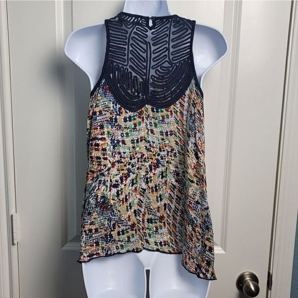 HAZEL Flowy Tank Top  - Picture 7 of 11